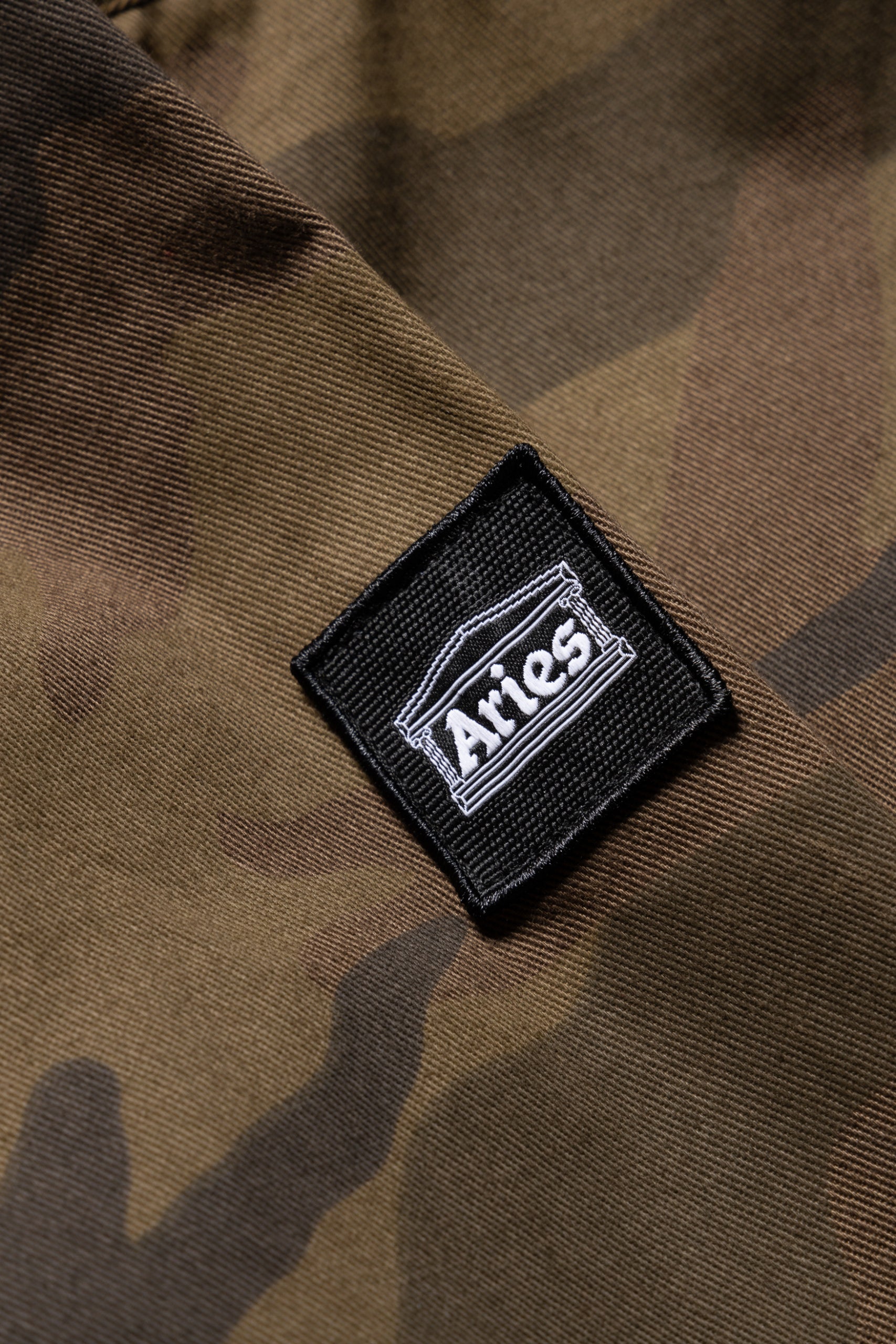 Load image into Gallery viewer, Camo LS Twill Shirt