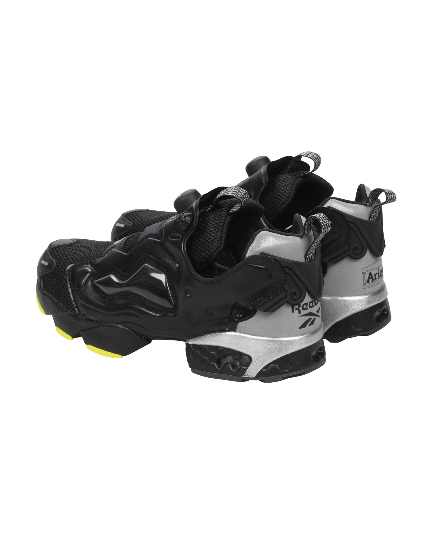 aries x reebok - insta pump fury black