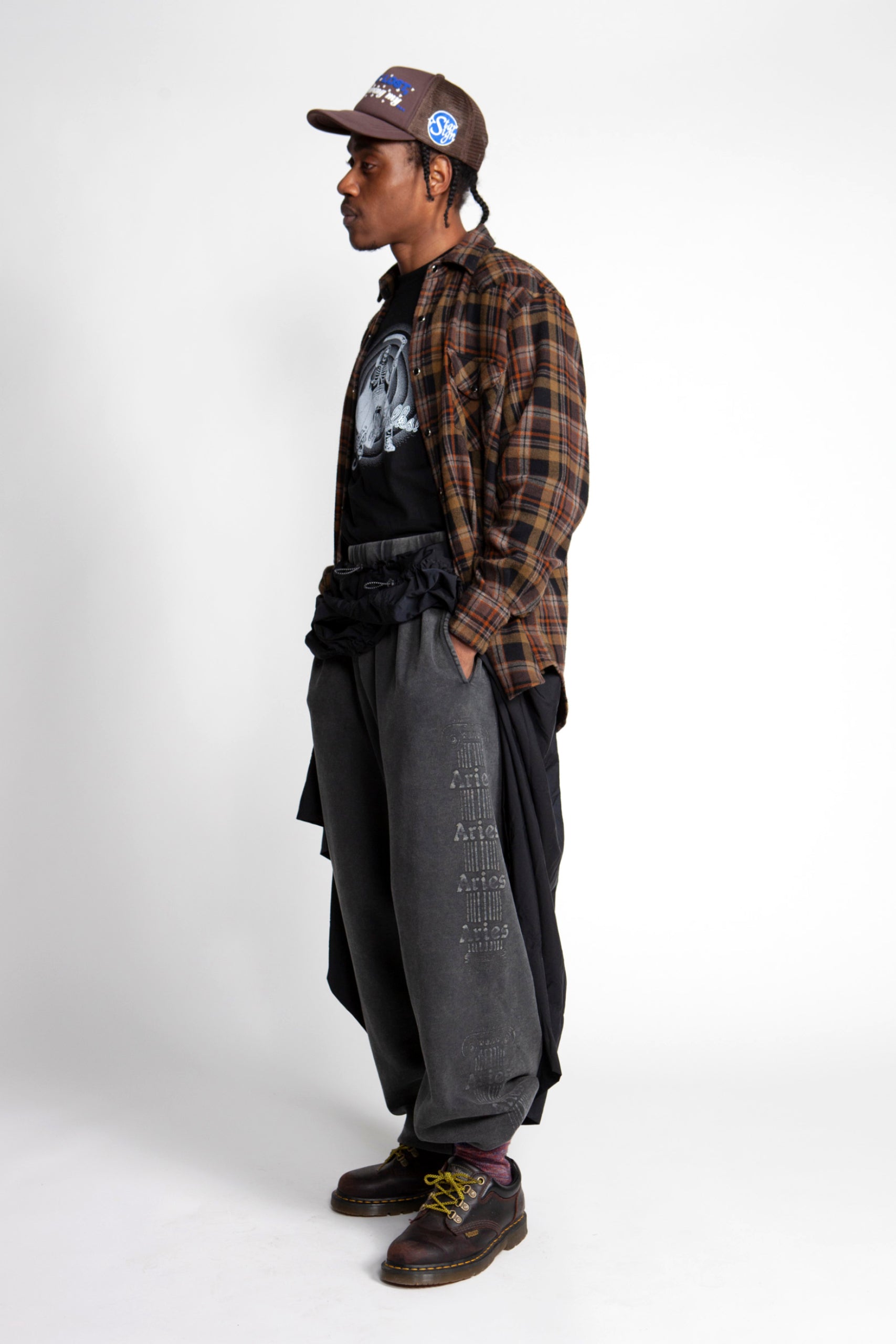 Load image into Gallery viewer, Aged Ancient Column Sweatpant