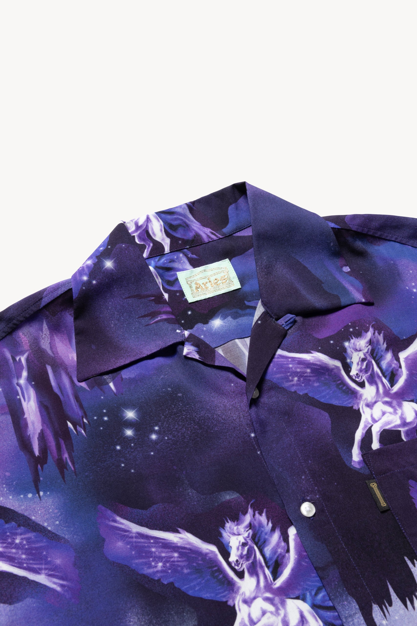 Load image into Gallery viewer, Pegasus Hawaiian Shirt